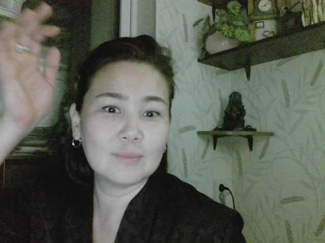 Nettie-Allie's BongaCams show and profile