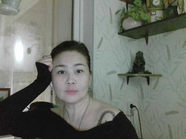 Nettie-Allie's BongaCams show and profile