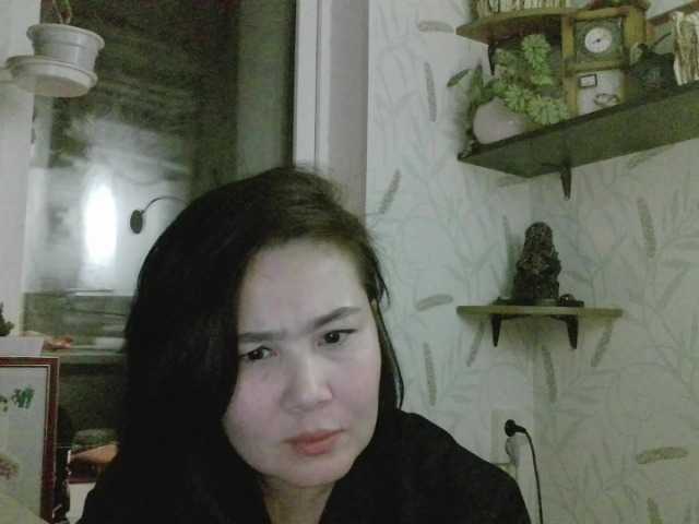 Nettie-Allie's BongaCams show and profile