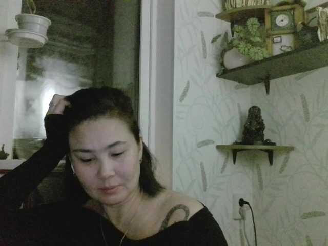 Nettie-Allie's BongaCams show and profile