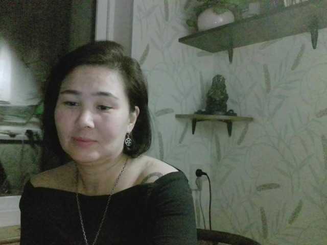 Nettie-Allie's BongaCams show and profile