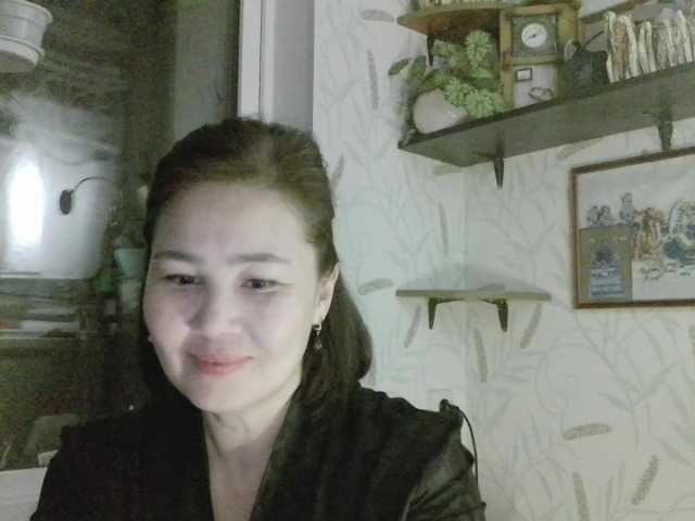 Nettie-Allie's BongaCams show and profile