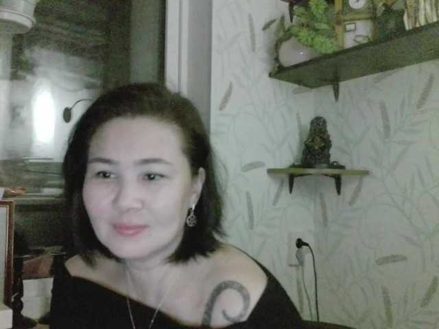 Nettie-Allie's BongaCams show and profile