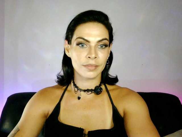 VeronnaInk1's BongaCams show and profile