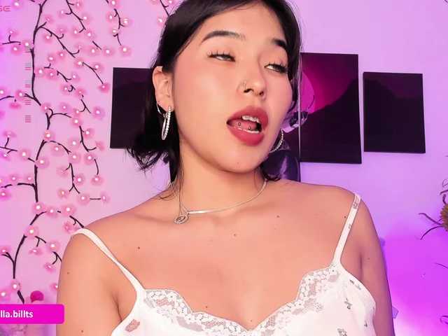 BellaBills's BongaCams show and profile