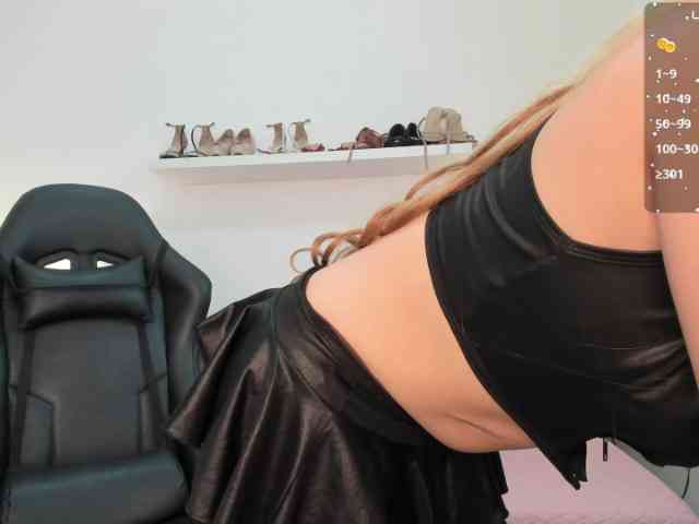 AngeliNaughty webcam