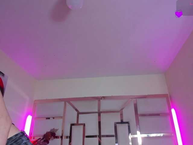 samantha-venuss's BongaCams show and profile