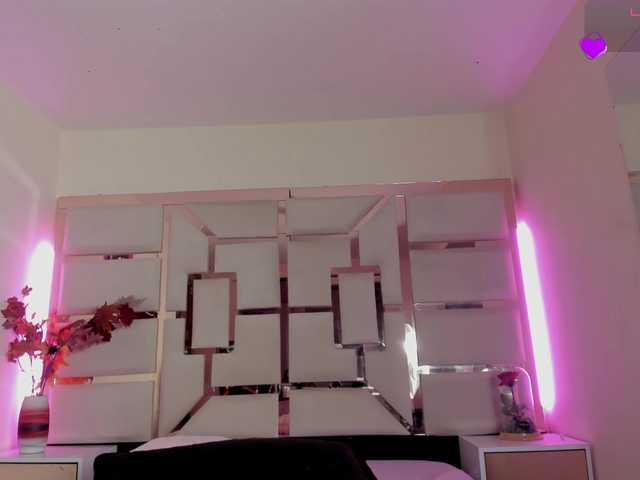 samantha-venuss's BongaCams show and profile