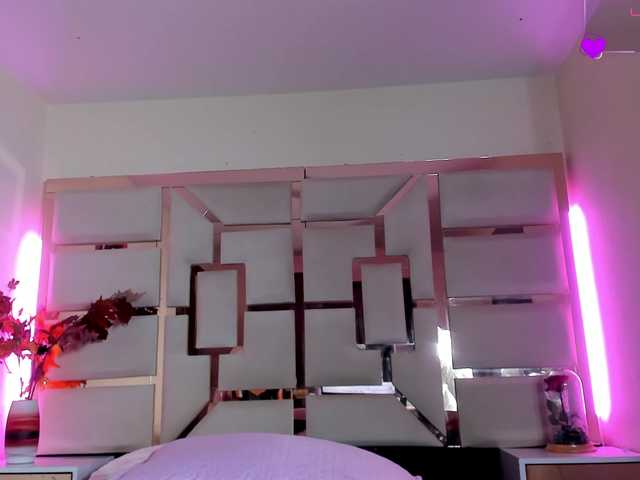 samantha-venuss's BongaCams show and profile