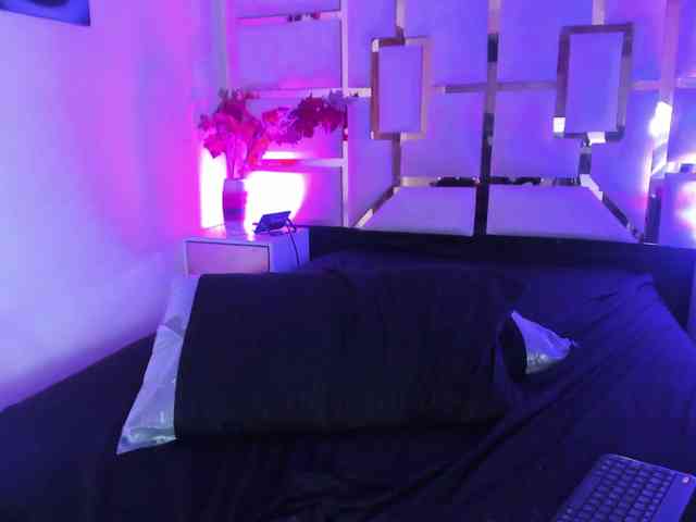 samantha-venuss webcam