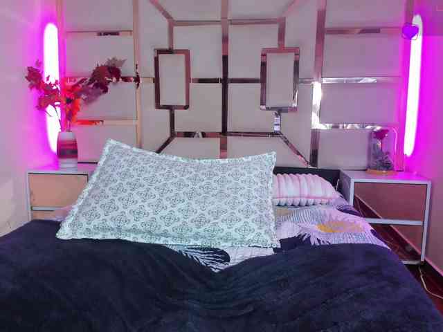 samantha-venuss webcam