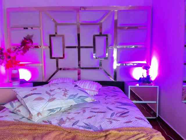 samantha-venuss webcam