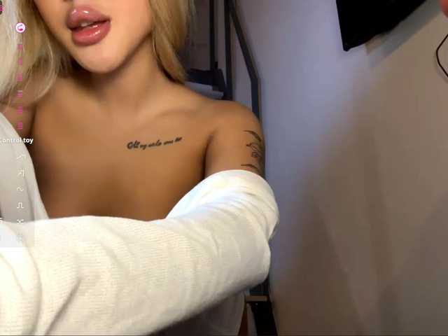 TainaJaksch's BongaCams show and profile