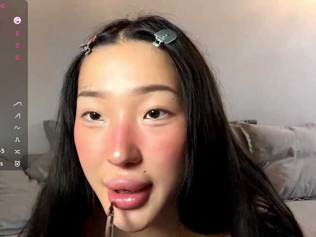  TainaJaksch chat room