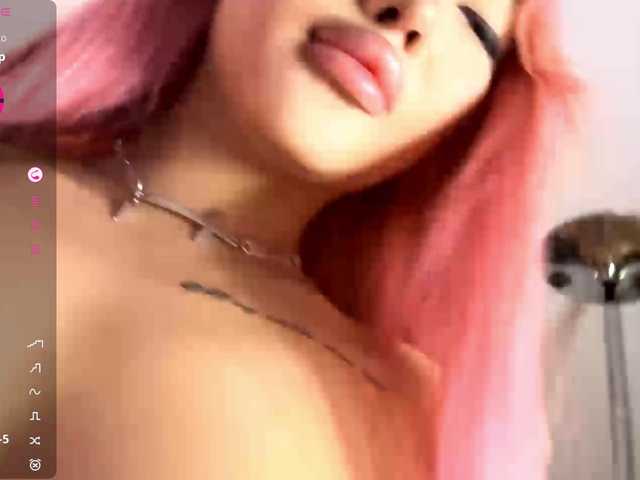 TainaJaksch's BongaCams show and profile