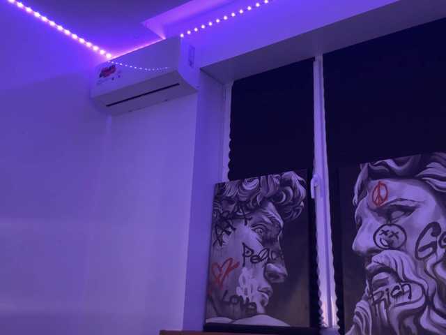 TainaJaksch's BongaCams show and profile