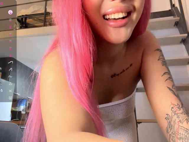 TainaJaksch Live Webcam on BongaCams