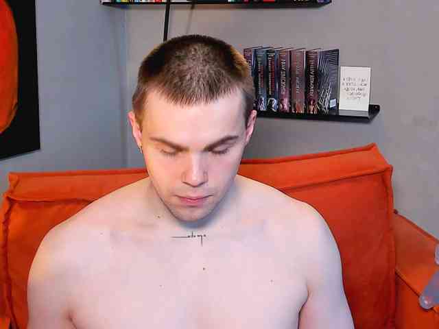 simonwnl Live Webcam on BongaCams