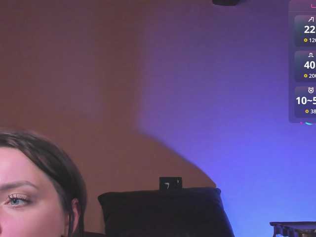 Amber-Tender free chat on liveonude