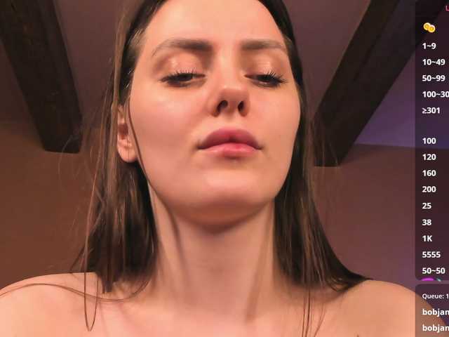 Amber-Tender's BongaCams show and profile