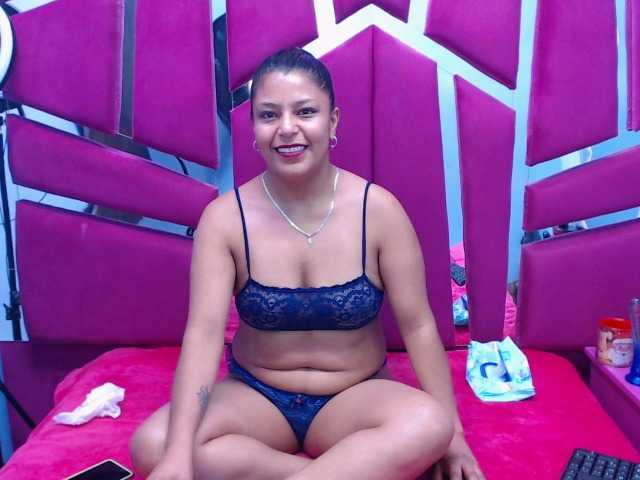  CAROLINASUAREZ chat room