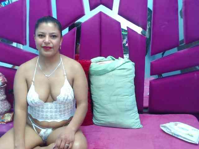 CAROLINASUAREZ webcam