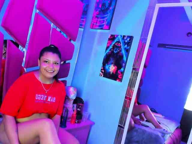 CAROLINASUAREZ webcam