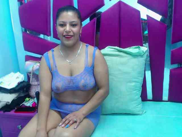 CAROLINASUAREZ webcam