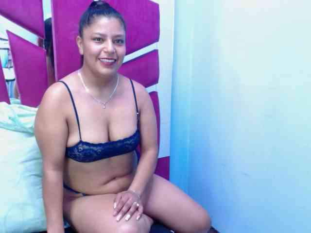 CAROLINASUAREZ webcam