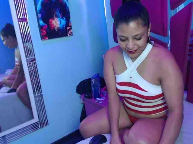 CAROLINASUAREZ webcam