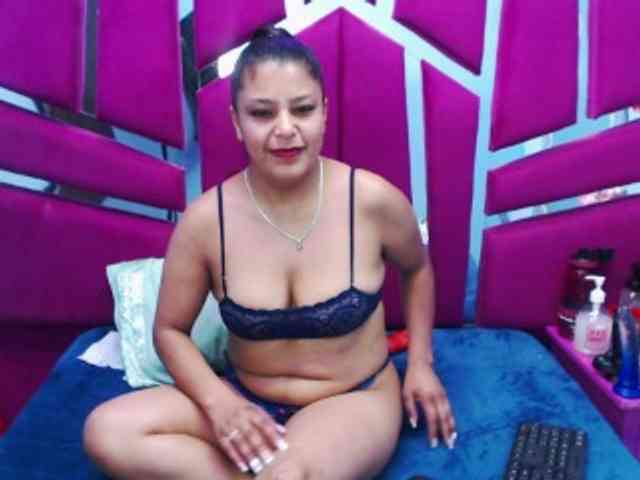 CAROLINASUAREZ CAROLINASUAREZ