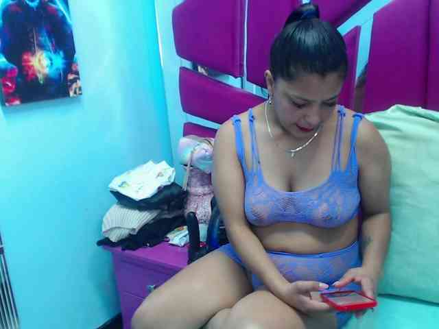 CAROLINASUAREZ webcam