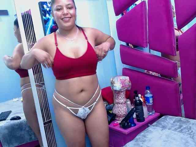 CAROLINASUAREZ CAROLINASUAREZ