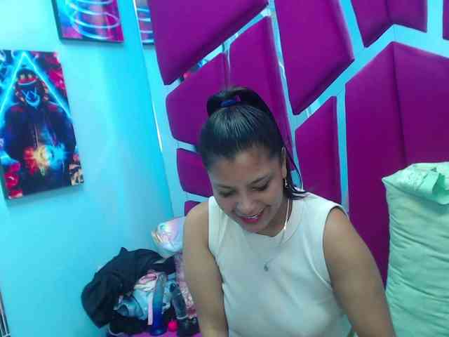 CAROLINASUAREZ CAROLINASUAREZ