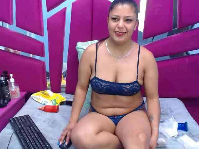 CAROLINASUAREZ webcam