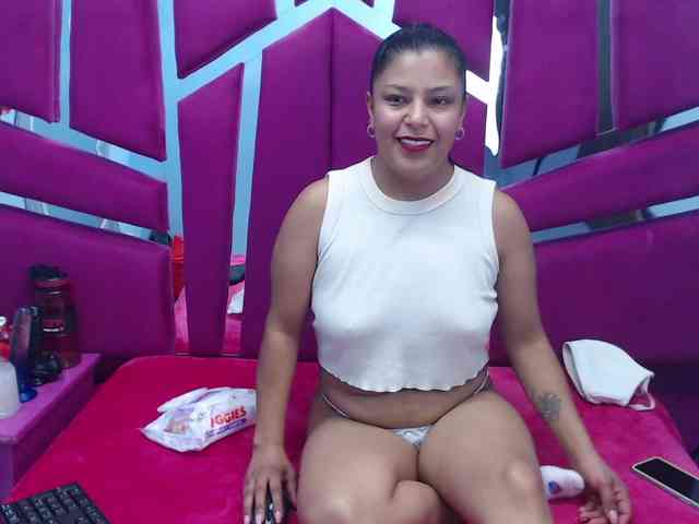 CAROLINASUAREZ webcam