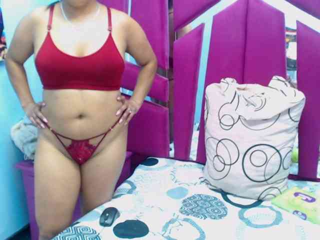 CAROLINASUAREZ webcam