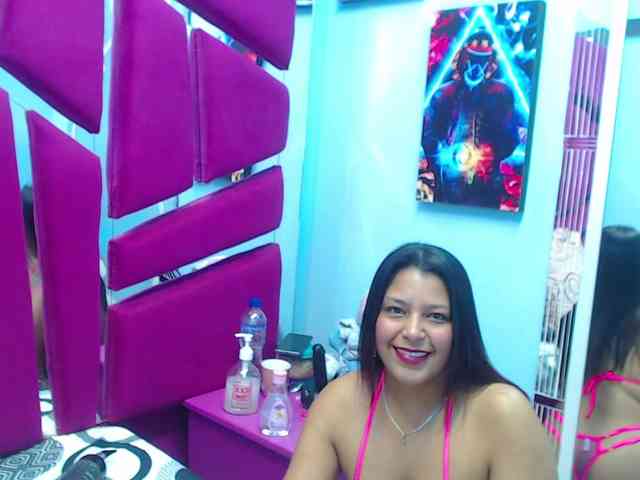 CAROLINASUAREZ CAROLINASUAREZ