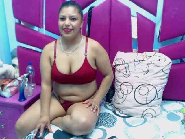 CAROLINASUAREZ CAROLINASUAREZ