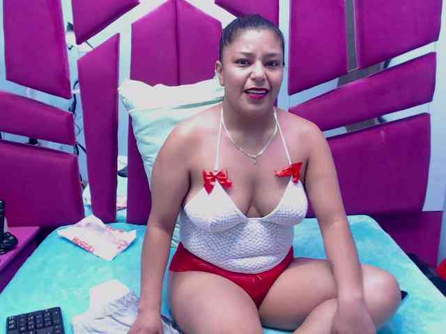 CAROLINASUAREZ CAROLINASUAREZ