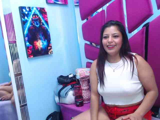 CAROLINASUAREZ webcam