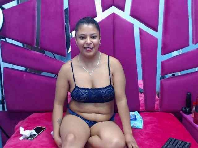 CAROLINASUAREZ webcam