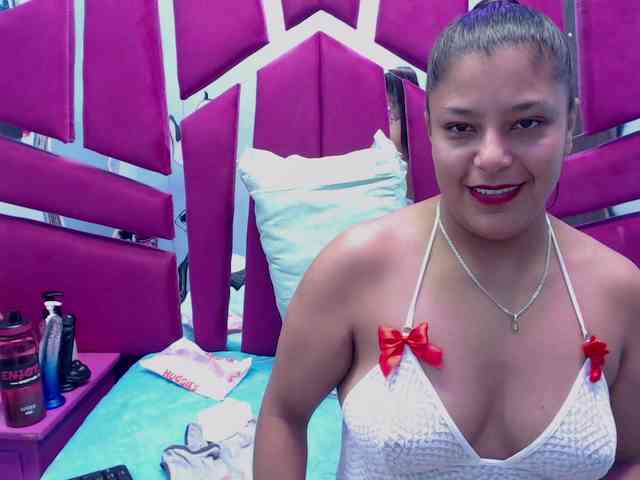 CAROLINASUAREZ CAROLINASUAREZ