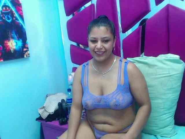 CAROLINASUAREZ webcam