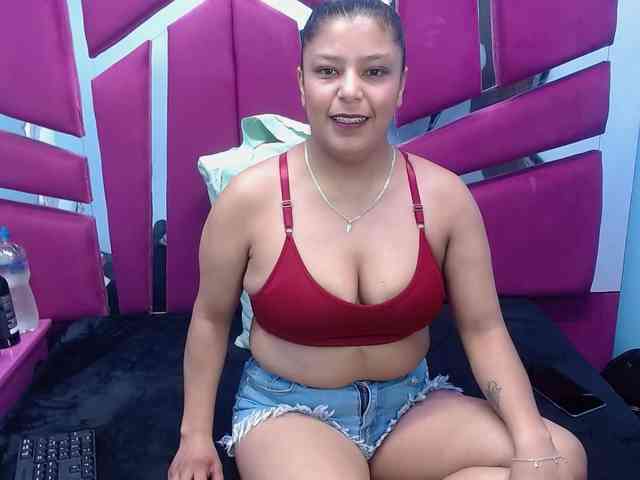 CAROLINASUAREZ webcam