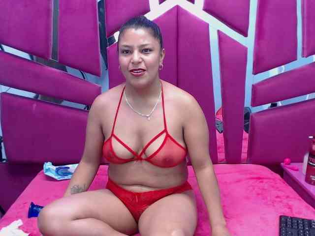 CAROLINASUAREZ webcam