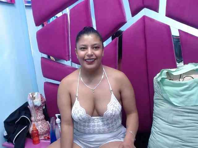 CAROLINASUAREZ webcam