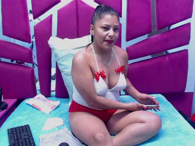 CAROLINASUAREZ CAROLINASUAREZ