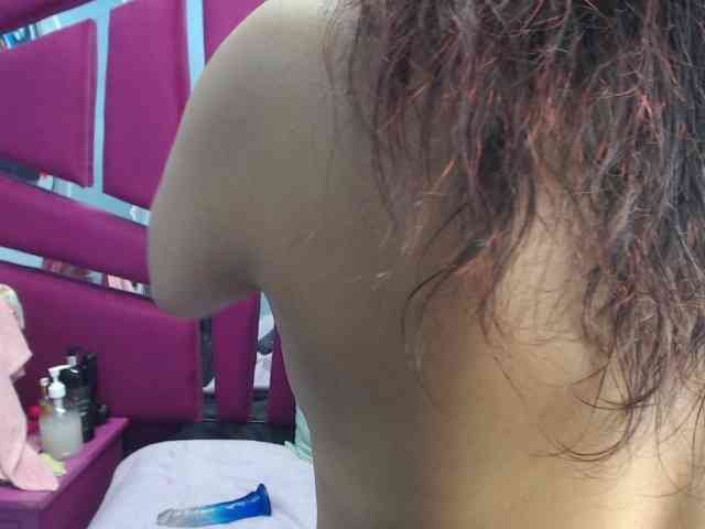 CAROLINASUAREZ webcam