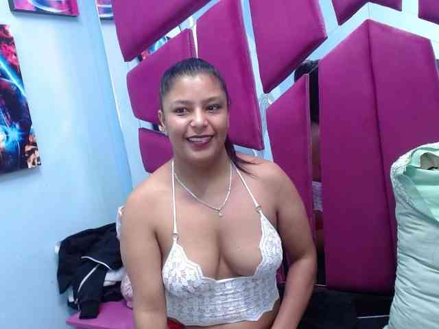 CAROLINASUAREZ webcam